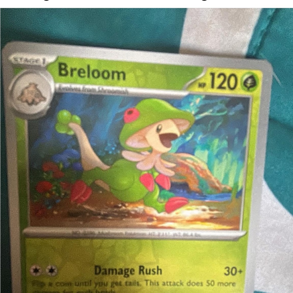 Breloom Green Trading Card Sleeve Holder